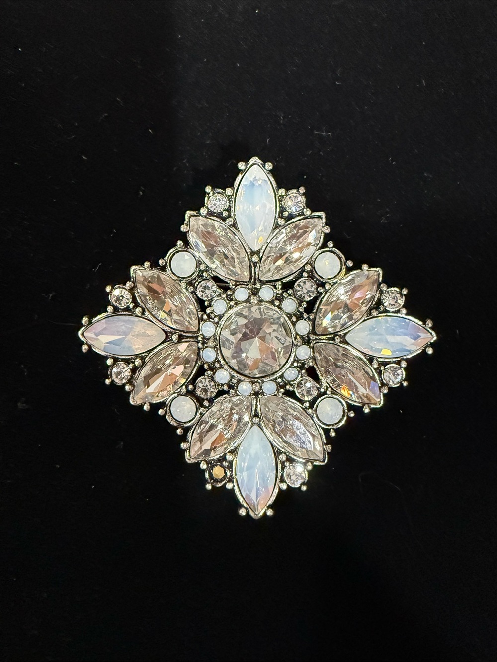 Premier Designs “Captivating” (retired) Crystal Floral Statement Brooch